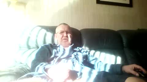 Snapshot of discovery63 chatting on March 2026 09:37:02 AM discovery63 online show from March 2026 09:37:02 AM