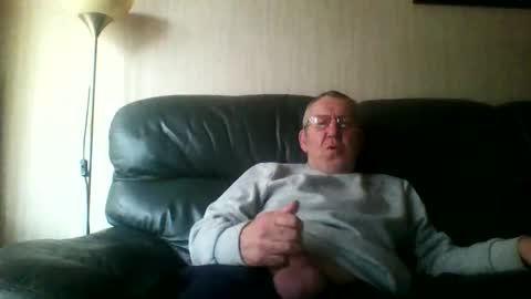 Snapshot of discovery63 chatting on April 2026 04:15:02 PM discovery63 online show from April 2026 04:15:02 PM