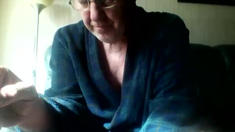 Snapshot of discovery63 chatting on April 2026 10:12:02 AM discovery63 online show from April 2026 10:12:02 AM