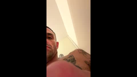 Snapshot of discreetdaddy333 chatting on November 2025 07:00:02 AM discreetdaddy333 online show from November 2025 07:00:02 AM