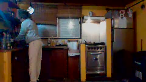 Snapshot of discretopasivo chatting on June 2026 12:04:01 AM discretopasivo online show from June 2026 12:04:01 AM
