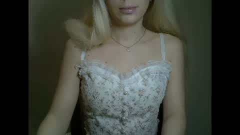 DitaMilton online show from December 2024 09:51:01 PM