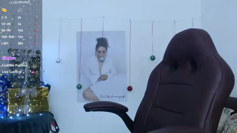 Diva online show from December 2025 05:39:02 PM