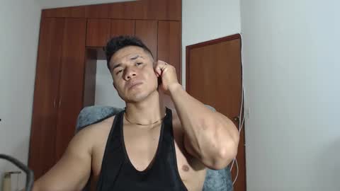 Snapshot of divamancini chatting on November 2025 02:33:01 AM Diva Mancini online show from November 2025 02:33:01 AM