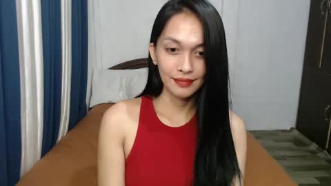 Snapshot of divina_graciaxx chatting on January 2025 03:06:01 PM DIVINA online show from January 2025 03:06:01 PM