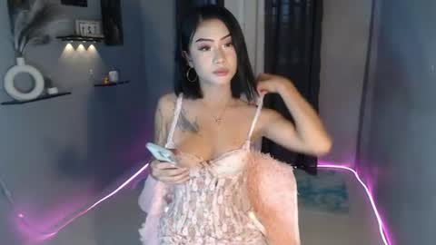 divinaaaaa online show from June 2026 01:19:01 AM