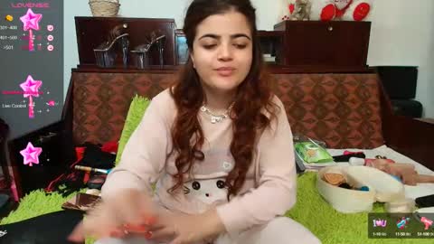 Ana    online show from October 2025 08:43:02 PM