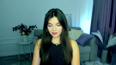 Hannah online show from September 2025 04:40:02 AM