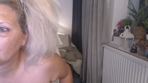 Alexxa online show from June 2026 12:32:02 AM