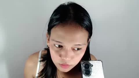 Snapshot of divinegoddness chatting on April 2026 12:11:02 PM Crystal mae online show from April 2026 12:11:02 PM