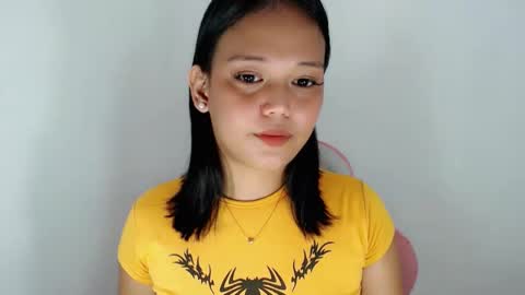 Snapshot of divinegoddness chatting on May 2026 05:38:01 AM Crystal mae online show from May 2026 05:38:01 AM