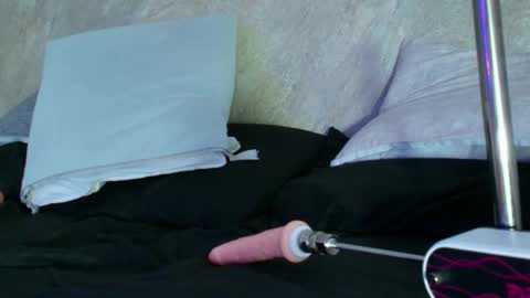 Sofia  online show from September 2025 02:50:01 PM