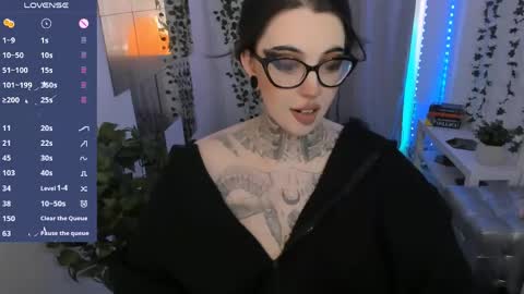 Snapshot of dixipixi_ chatting on June 2026 05:44:01 AM dixipixi_ online show from June 2026 05:44:01 AM