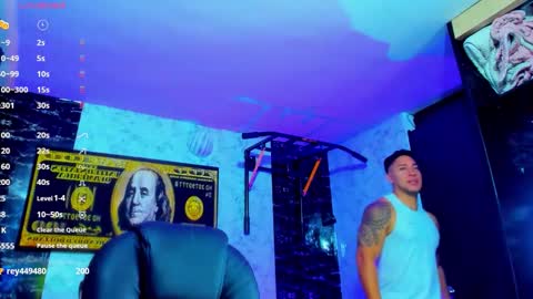 Dixon online show from October 2025 01:06:01 AM