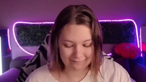 Jenia online show from November 2025 02:32:01 AM