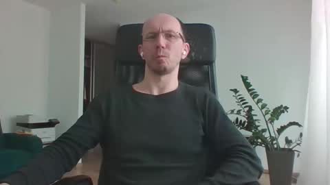 Snapshot of djentlemen1 chatting on April 2026 09:37:02 AM djentlemen1 online show from April 2026 09:37:02 AM