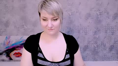 djullia online show from February 2025 12:21:01 PM