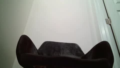 Snapshot of dkj37889 chatting on October 2025 02:12:02 AM Kyle online show from October 2025 02:12:02 AM