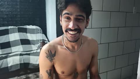 AmigodotadoZL online show from November 2025 01:51:02 AM