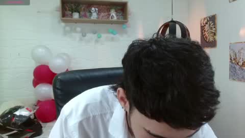 Snapshot of dmitrisanders1 chatting on February 2025 09:04:01 PM Maybe in pvt online show from February 2025 09:04:01 PM