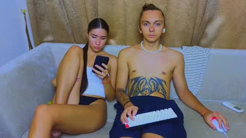 Snapshot of do_u_know_them chatting on February 2025 06:08:02 AM Kirahe  Mirashe online show from February 2025 06:08:02 AM