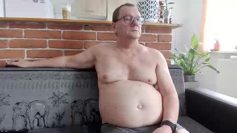 dobrybogdan online show from March 2026 10:29:02 AM