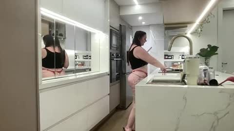 Snapshot of docehot1818 chatting on October 2025 03:27:01 PM Ctia But I prefer to be called DOCE online show from October 2025 03:27:01 PM