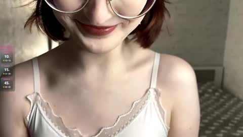 Snapshot of dodiebabikian chatting on June 2026 05:12:02 PM Annie PVT IS OPEN online show from June 2026 05:12:02 PM