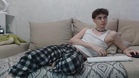 Snapshot of doedeeer chatting on December 2024 08:00:01 AM Alex online show from December 2024 08:00:01 AM