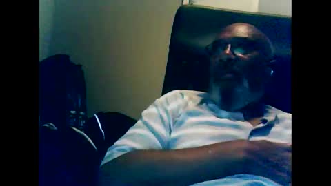 Snapshot of dofrank96 chatting on September 2025 10:20:01 PM dofrank96 online show from September 2025 10:20:01 PM