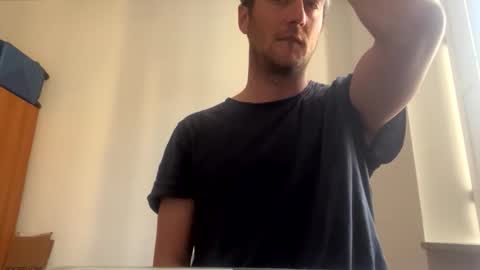 Snapshot of dogdammit chatting on September 2025 12:10:02 PM dogdammit online show from September 2025 12:10:02 PM