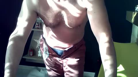 Snapshot of doggydaddi chatting on December 2024 07:48:01 AM Alex online show from December 2024 07:48:01 AM