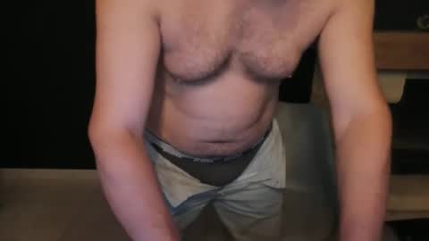 Snapshot of doggydaddi chatting on October 2025 05:19:02 AM Alex online show from October 2025 05:19:02 AM