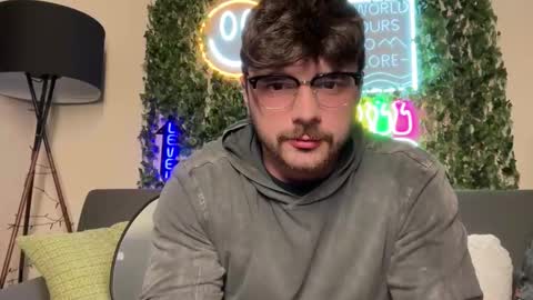 Snapshot of dohmerboyz chatting on February 2026 06:20:02 AM GIJO online show from February 2026 06:20:02 AM