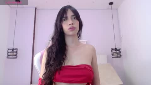 Snapshot of dolce_horny chatting on December 2024 03:21:02 PM Dolce online show from December 2024 03:21:02 PM