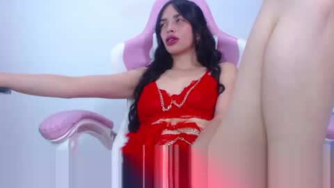 Snapshot of dolce_horny chatting on March 2025 04:56:02 PM Dolce online show from March 2025 04:56:02 PM