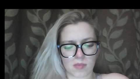 Snapshot of dolce_tempt chatting on February 2026 07:32:02 PM dolce_tempt online show from February 2026 07:32:02 PM