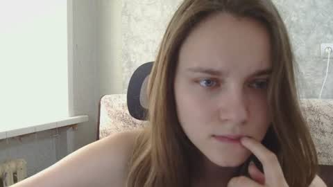 Snapshot of dolcezza_ chatting on June 2026 09:23:02 AM dolcezza_ online show from June 2026 09:23:02 AM