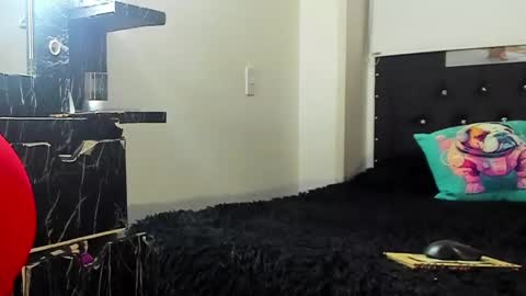 C E L E S T E  online show from February 2025 12:51:01 AM