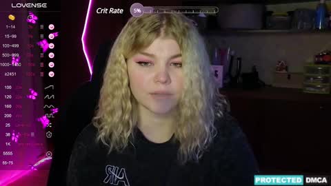 Snapshot of doll_chloe_ chatting on December 2024 07:10:01 AM Chloe online show from December 2024 07:10:01 AM