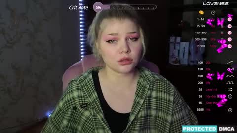 Snapshot of doll_chloe_ chatting on December 2024 01:05:02 PM Chloe online show from December 2024 01:05:02 PM