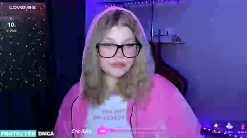 Snapshot of doll_chloe_ chatting on December 2024 09:20:01 PM Chloe online show from December 2024 09:20:01 PM