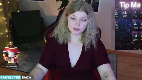 Snapshot of doll_chloe_ chatting on January 2025 09:52:01 PM Chloe online show from January 2025 09:52:01 PM