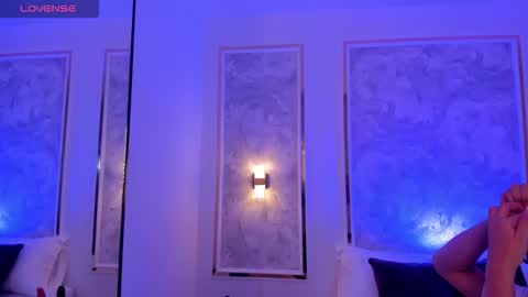 D  online show from December 2025 02:08:02 AM