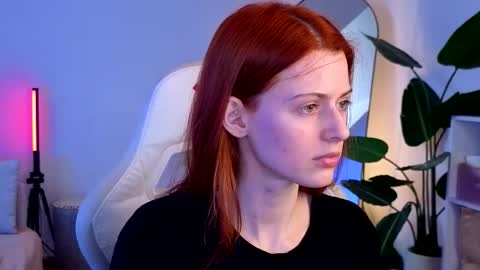 Your doll Lesli online show from November 2025 08:35:02 AM