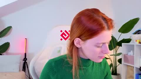 Your doll Lesli online show from November 2025 09:43:02 AM