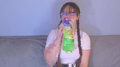 Snapshot of doll_tessa chatting on May 2026 07:47:01 AM Tessa online show from May 2026 07:47:01 AM
