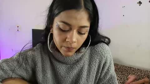 Snapshot of dollceholly chatting on January 2026 05:10:02 AM dollceholly online show from January 2026 05:10:02 AM