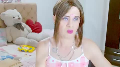 Snapshot of dolldirtyxxx1 chatting on July 2026 05:15:01 AM ilona online show from July 2026 05:15:01 AM