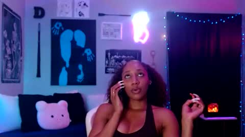 Snapshot of dollfacebeauty_x chatting on June 2026 01:28:02 AM Princess DollfaceBeauty online show from June 2026 01:28:02 AM